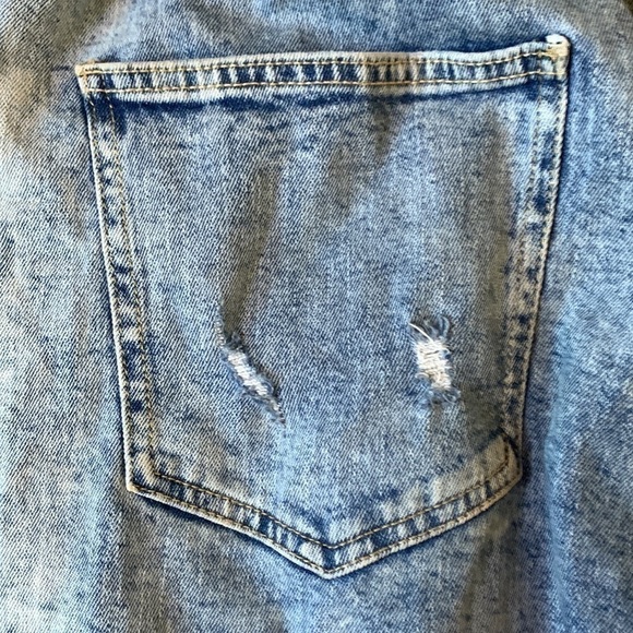 𝅺CELEBRITY Pink 100% cotton distressed light wash jeans size Large - Picture 9 of 11